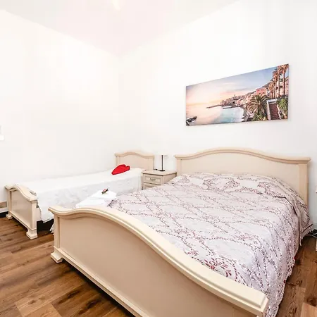 Apartamento 344 - La Gemma Sul Mare, Lemeglio - Moneglia, 7 Minuti A Piedi Da E Mare Posteggio Privato Gratis *